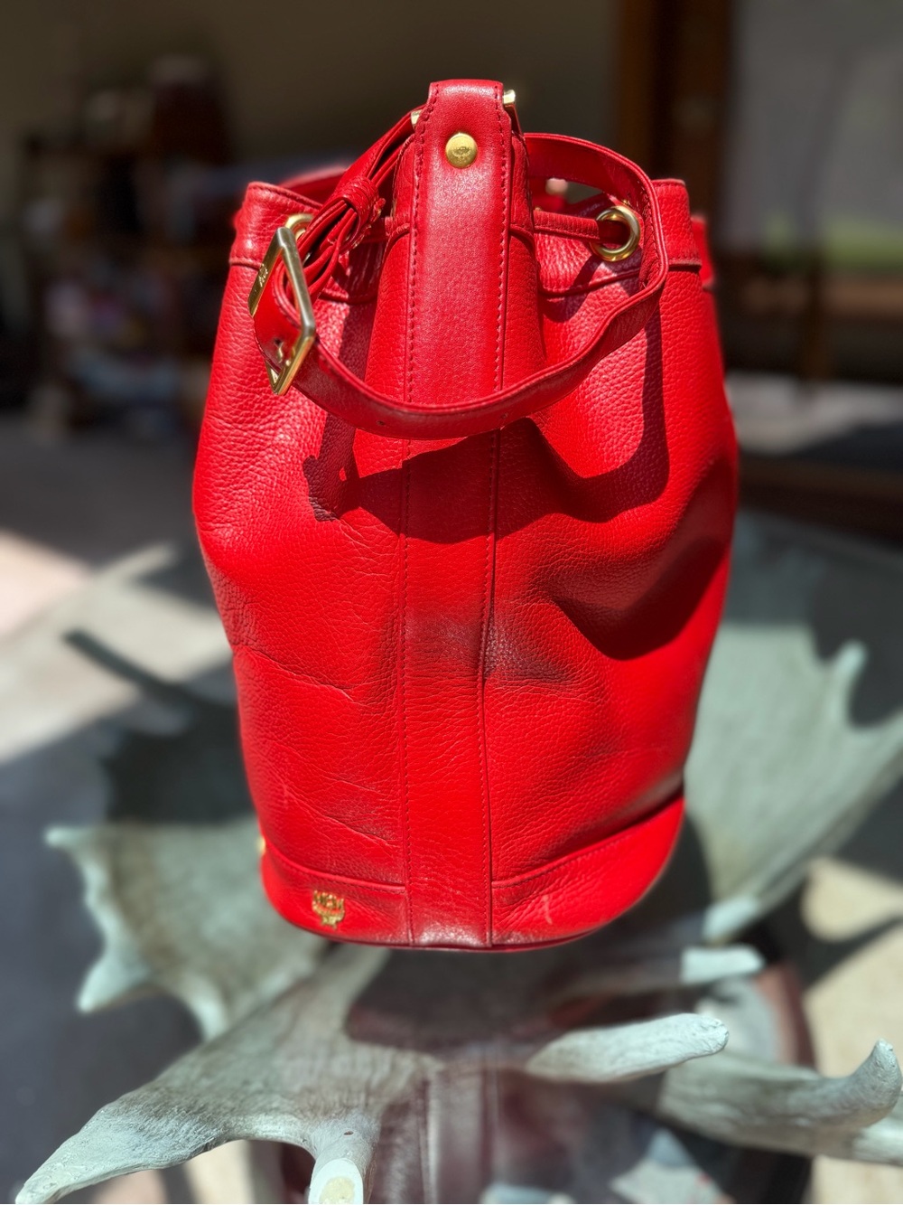 MCM Red Leather Drawstring Bucket Crossbody Bag Gold Hardware EUC Dust bag - Picture 5 of 15